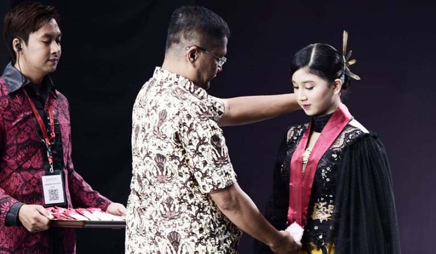 Langkah Awal Menuju "Runway" Dunia: 38 Lulusan Asmat Pro Pukau Jogja Fashion Parade 2026