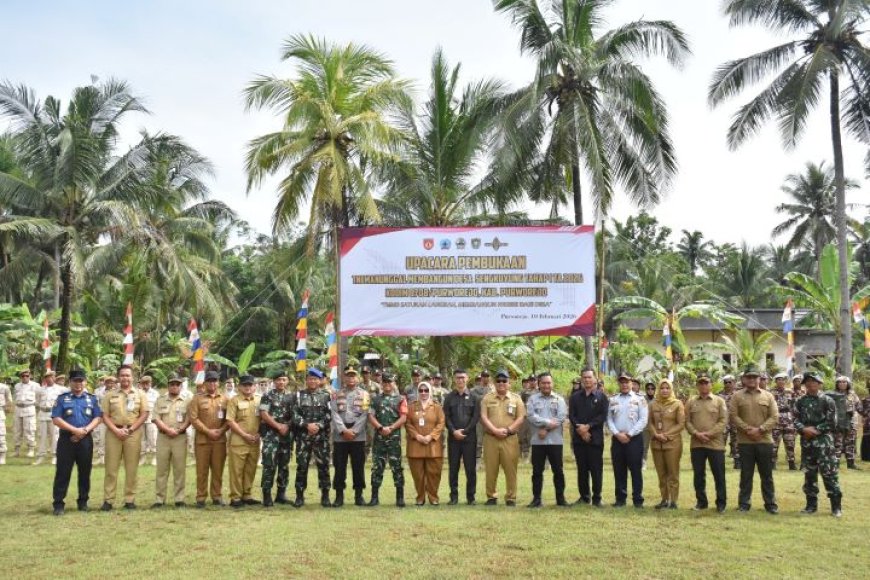 Peletakan Batu Pertama Menandai Dimulainya TMMD di Desa Grabag Purworejo