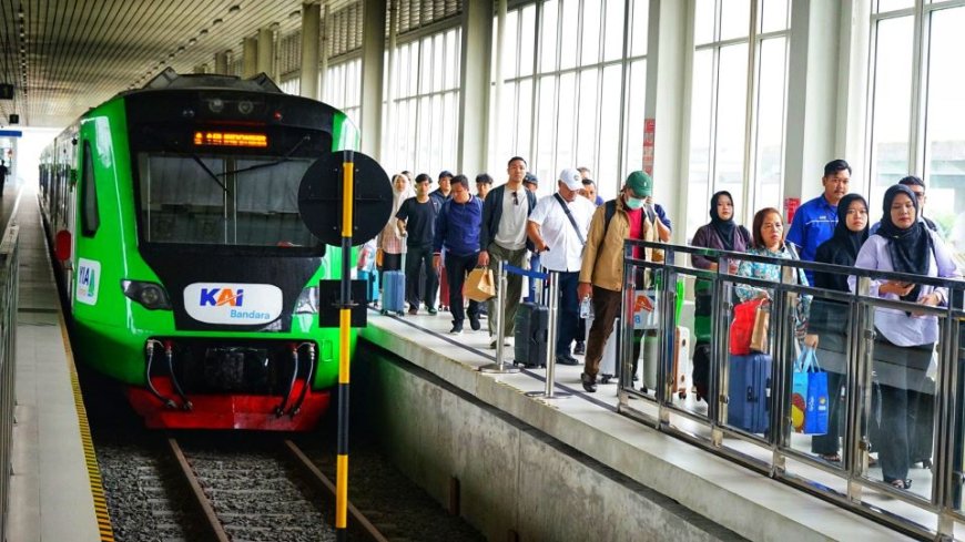 Lonjakan Penumpang KA Bandara Menggerakkan Ekonomi