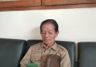 Anggota DPRD Kebumen Tertua ke Kantor Naik Motor Tua