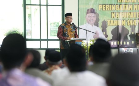 Al Quran Benteng Utama Menghadapi Tantangan Zaman