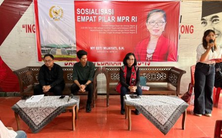Anggota MPR RI MY Esti Wijayati Beri Apresiasi Semangat Gotong Royong Masyarakat Kulonprogo