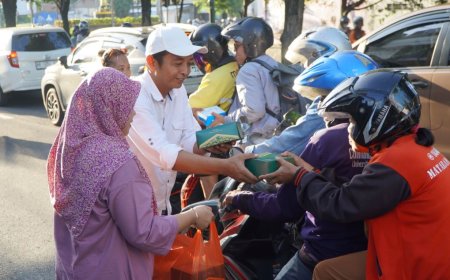 PSI Kota Yogyakarta Berbagi 500 Takjil