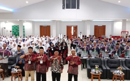 Al Anshor Tours Berangkatkan 193 Calon Jamaah Haji Khusus ke Tanah Suci