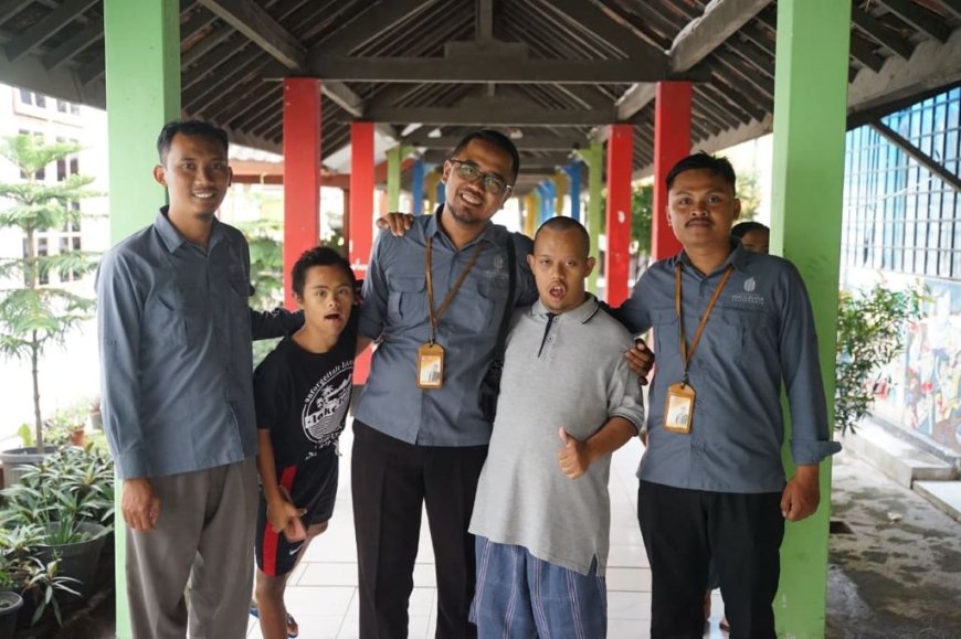 UMBY Salurkan Bantuan dan Takjil ke Panti Asuhan dan Pesantren