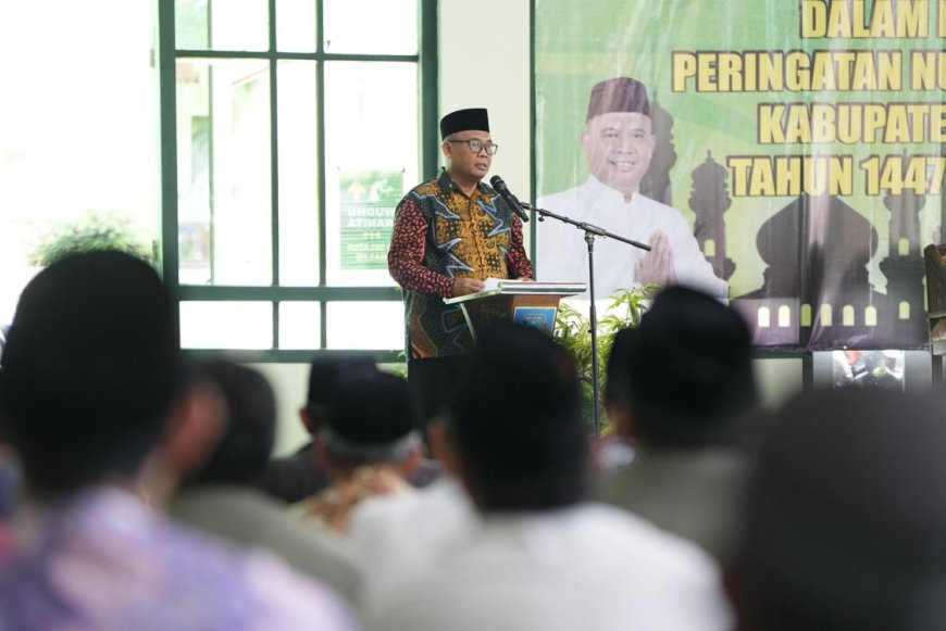 Al Quran Benteng Utama Menghadapi Tantangan Zaman
