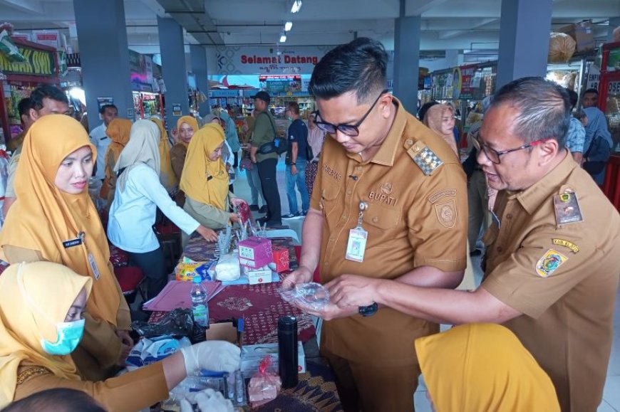 Petugas Dinas Kesehatan Klaten Temukan Makanan Mengandung Formalin