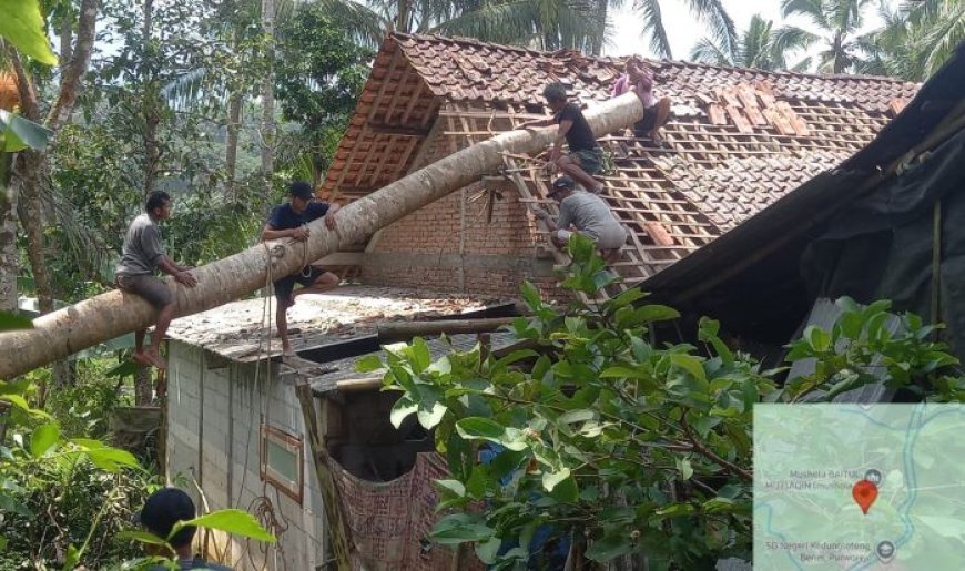 Angin Kencang Menyapu Beberapa Desa di Purworejo