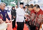 Gebrakan Menteri Nusron di Sulteng: 33 Sertipikat Tanah Wakaf Diserahkan, Aset Ibadah Kini Punya Payung Hukum Kuat