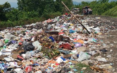 Sejumlah Lokasi di Klaten Penuh Sampah