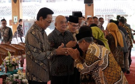 Sultan HB X Syawalan dengan Masyarakat Bantul