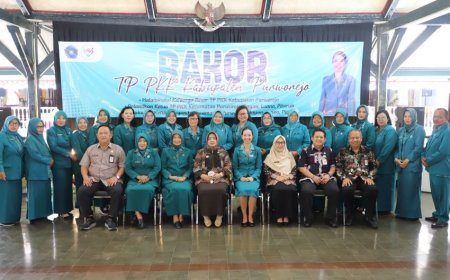 Ketua TP PKK Empat Kecamatan di Purworejo Dikukuhkan
