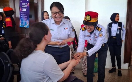 Suasana Berbeda Terasa di Stasiun Yogyakarta