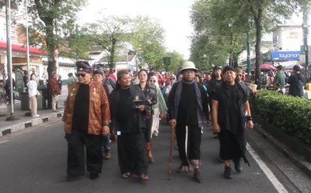 Ribuan Warga Deklarasi “Jaga Jogja dengan Cinta”