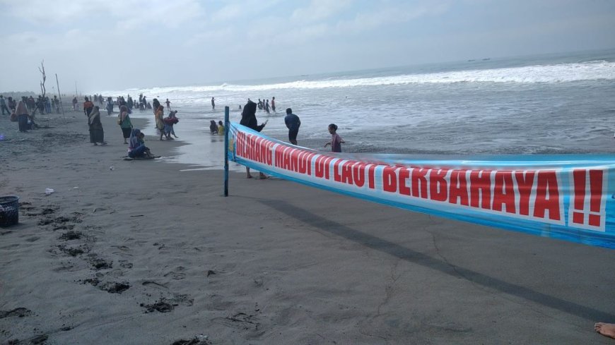 Tiga Anak Terseret Ombak Samudera Indonesia di Kebumen Meninggal