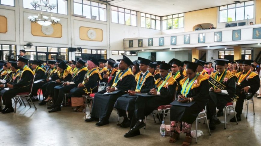 STPMD APMD Yogyakarta Wisuda 87 Sarjana