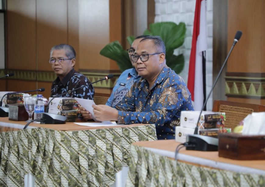 Bupati Sleman Buka Bimtek Paralegal