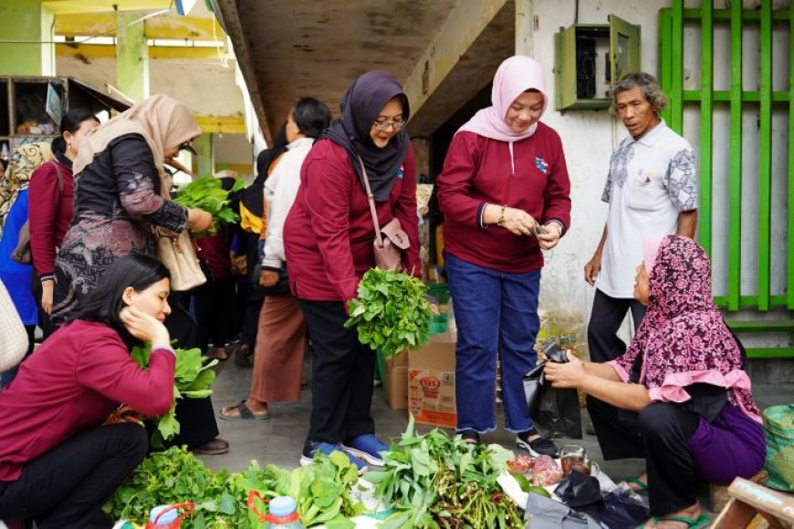ASN dan Organisasi Perempuan di Sleman Ikut Meramaikan Pasar Rakyat