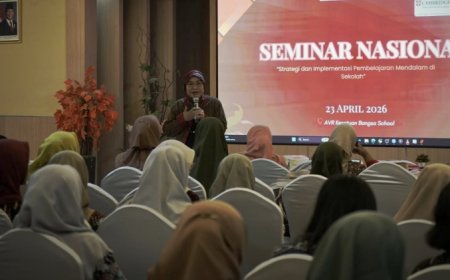 Sekolah Kesatuan Bangsa Menerapkan Deep Learning