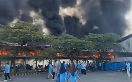 Area Parkir Pabrik Ban PT Arami Jaya Terbakar, 150 Motor Hangus