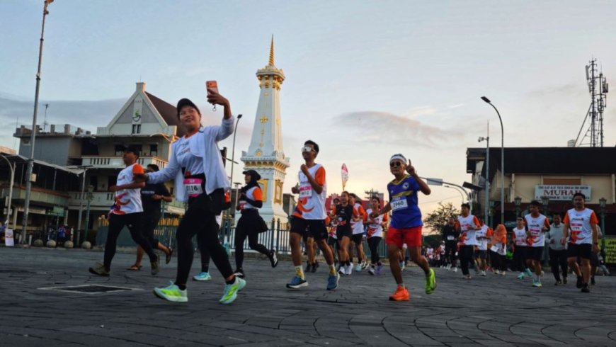 Ribuan Pelari Padati Jogja Run D-City, Beri Beasiswa Pendidikan