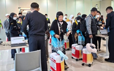 Kloter YIA 01 Kembali ke Tanah Air, Seorang Wafat, Dua Dirawat