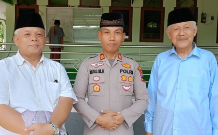 Kapolsek Banyuurip Mengisi Khotbah Jumat di Masjid Nurul Huda