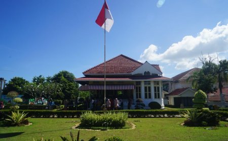 Napak Tilas Jejak Pengasingan Bung Karno di Bengkulu (2)