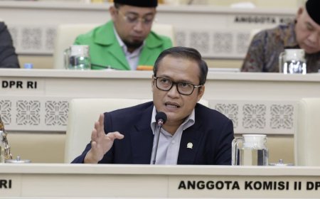 Catatan Azis Subekti, Ketika Bangsa Besar Salah Membaca Keadaan Ekonomi