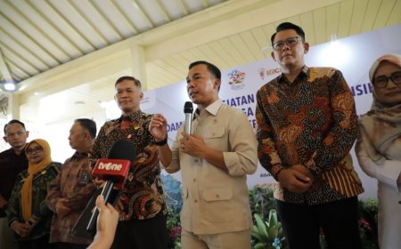 Menteri Kependudukan Temui Keluarga Risiko Stunting di Sleman