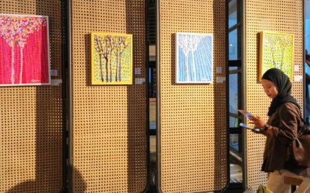 Dari Luka Kehilangan Menjadi Pohon Harapan, Seniman Salman Farisyi Pameran di Artotel Yogyakarta
