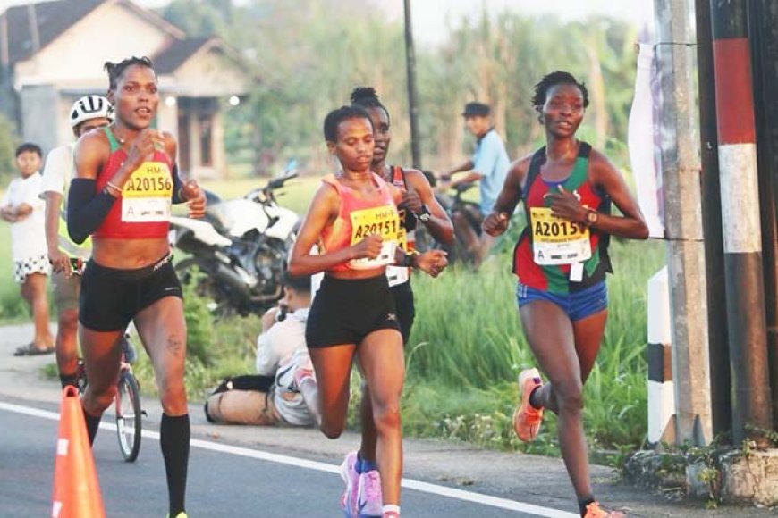Daftar Juara Mandiri Jogja Marathon 2026: Kiprono Koech dan Eunice Nyawira Muchiri Taklukkan Prambanan