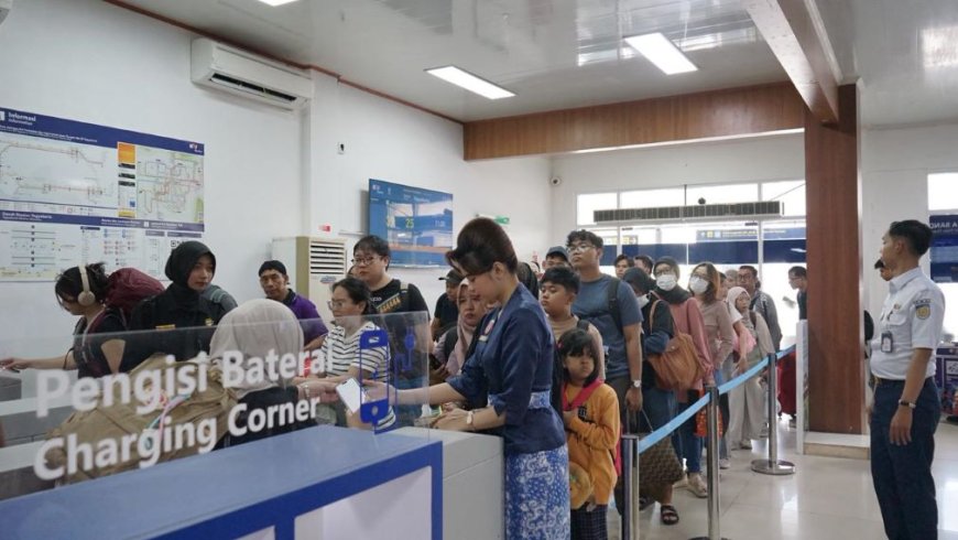 Bebas Macet dan Tepat Waktu, Penumpang KA Bandara YIA Tembus 1,13 Juta Orang