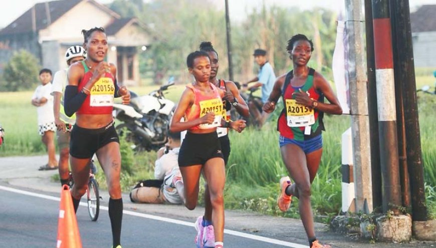 Daftar Juara Mandiri Jogja Marathon 2026: Kiprono Koech dan Eunice Nyawira Muchiri Taklukkan Prambanan
