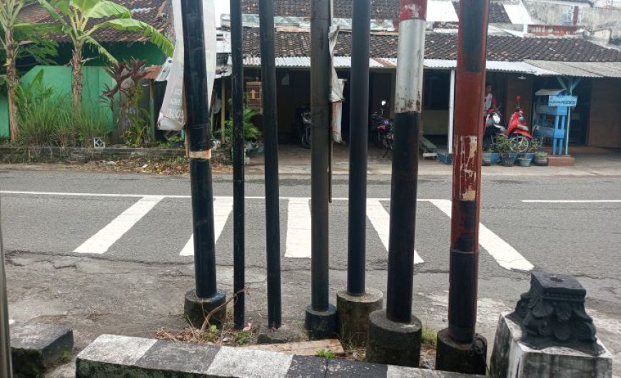 Klaten Butuh Payung Hukum untuk Menertibkan Tiang Wifi