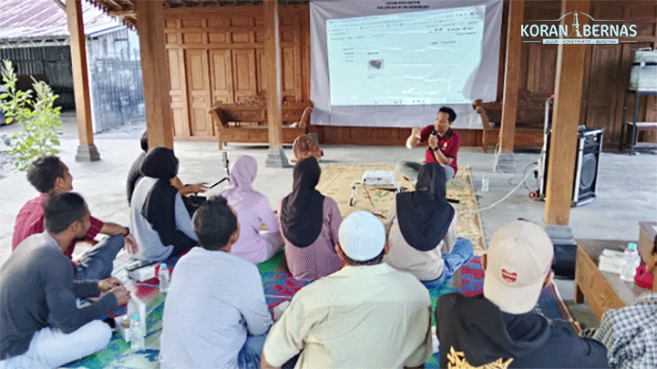Dosen UMBY Mendorong Kemandirian Ekonomi Desa lewat <i>Website</i>  Gema Desa