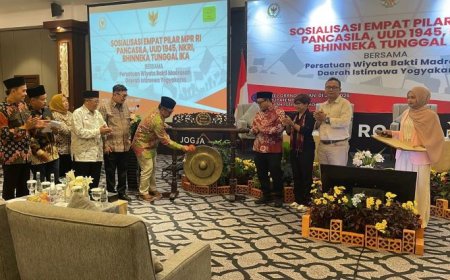 Abidin Fikri Desak Menag Perhatikan Kesejahteraan Guru Madrasah