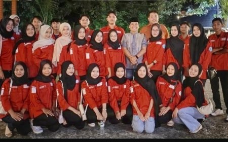 Tanamkan Jiwa Kerelawanan, KSR STIKES Tebar Semangat Berbagi Lewat Volunteer of Ramadan