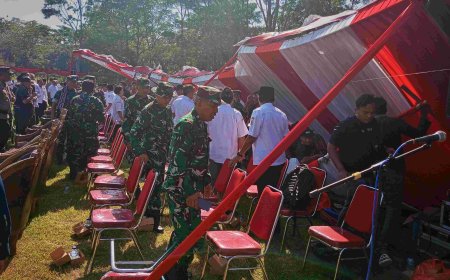 Tenda Roboh Saat Upacara Pembukaan TMMD Sengkuyung di Desa Sedayu