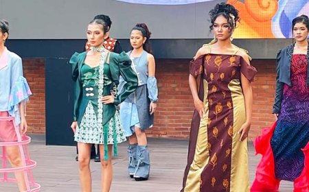 Pameran Sapa Waktu ISI Yogyakarta Tampilkan 100 Karya Mahasiswa dan Fashion Show di Malioboro
