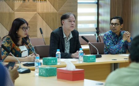 UGM dan Melbourne Dorong Tata Kelola AI yang Beretika