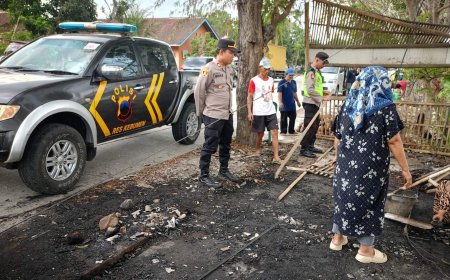 Diduga Korsleting Listrik, Warung Kopi di Kutowinangun Ludes Terbakar