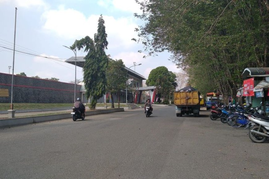 Pemkab Kebumen Jadikan Stadion Candradimuka Sport Center