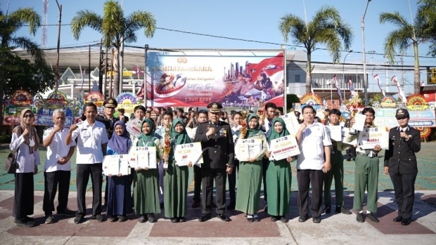 Hari Bhayangkara, Polres Purworejo Apresiasi Pelajar Juara AI dan Bhabinkamtibmas Berprestasi