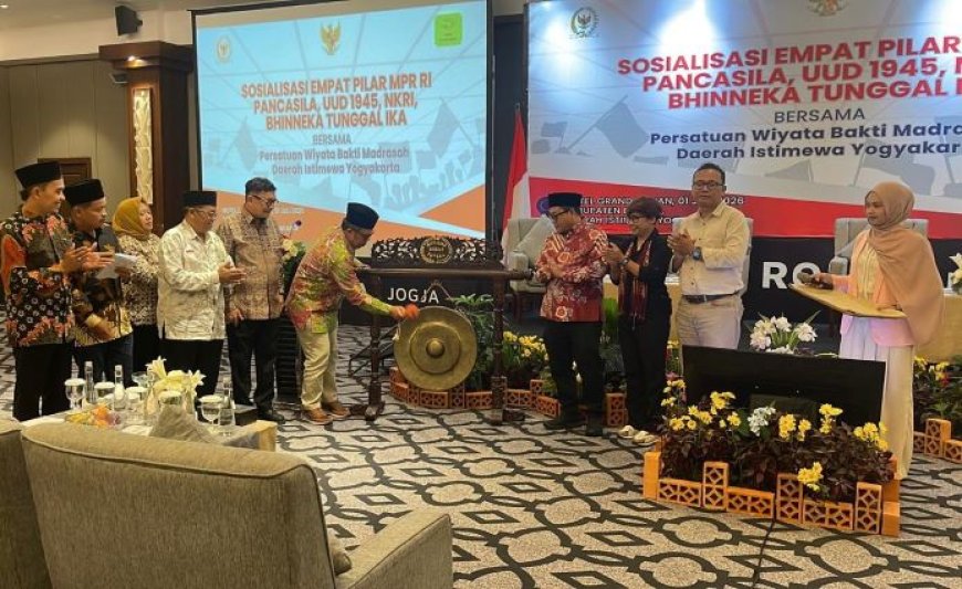 Abidin Fikri Desak Menag Perhatikan Kesejahteraan Guru Madrasah