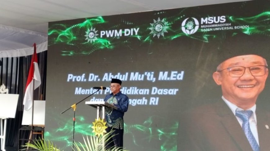 Mendikdasmen Prof Abdul Mu'ti Mengakui Gaji Guru Isu Paling Sensitif
