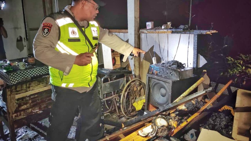 Diduga Akibat Arus Pendek, Rumah di Buayan Ludes Terbakar