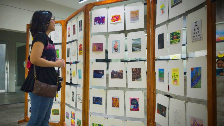 Menghidupkan Kembali Nostalgia Kartu Pos di Kavach Space