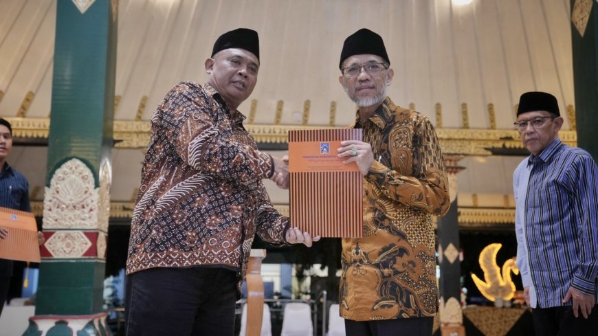 Kukuhkan Pimpinan Baznas Sleman, Harda Tekankan Semangat "Hayem Hayom"