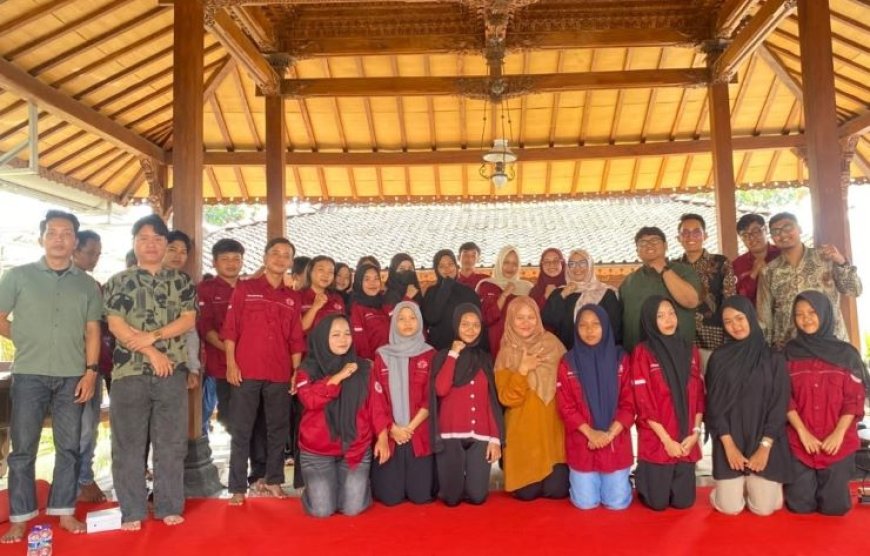 Tim UNY Perkuat Literasi Digital Pemuda di Klaten